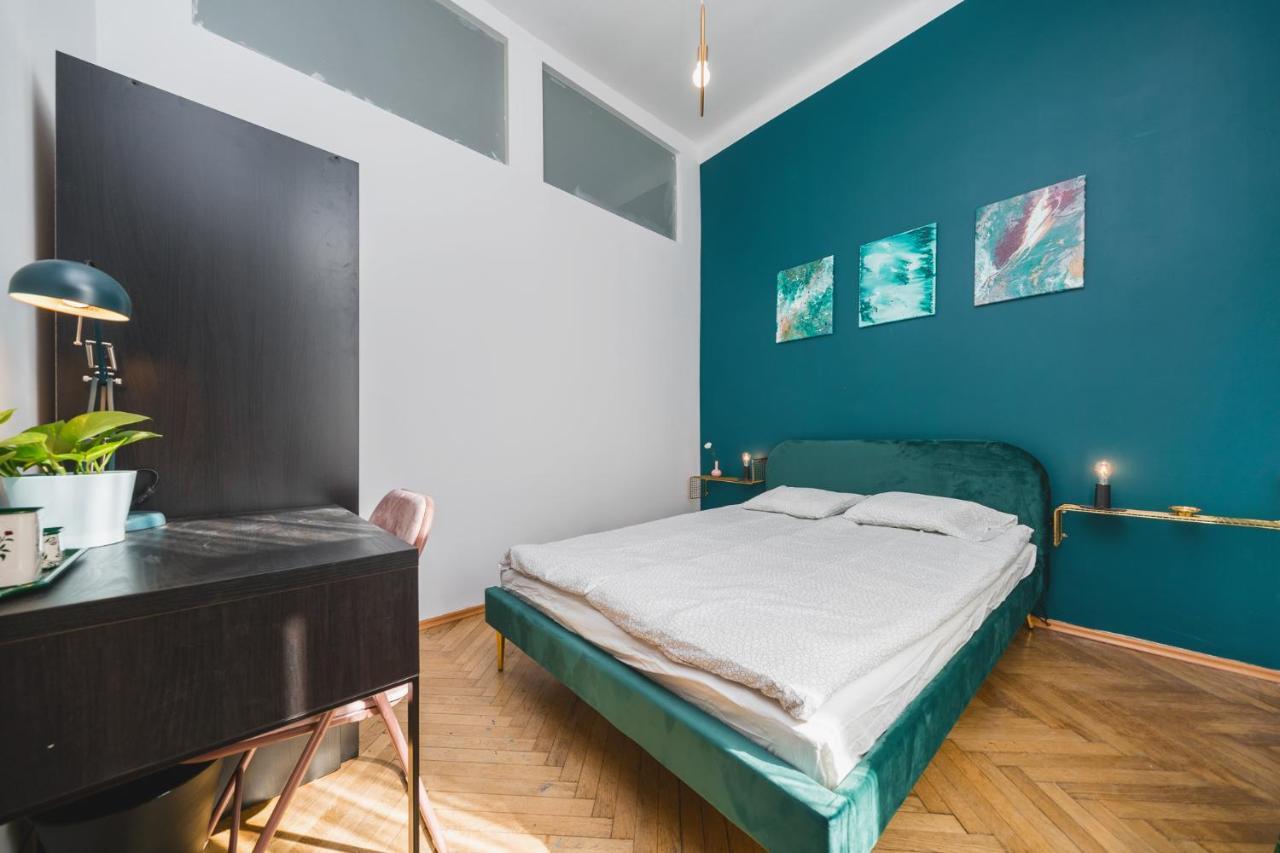 2 Bedroom Apartment Next To The Main Railway Station - By Upstairs Krakau Exterior foto