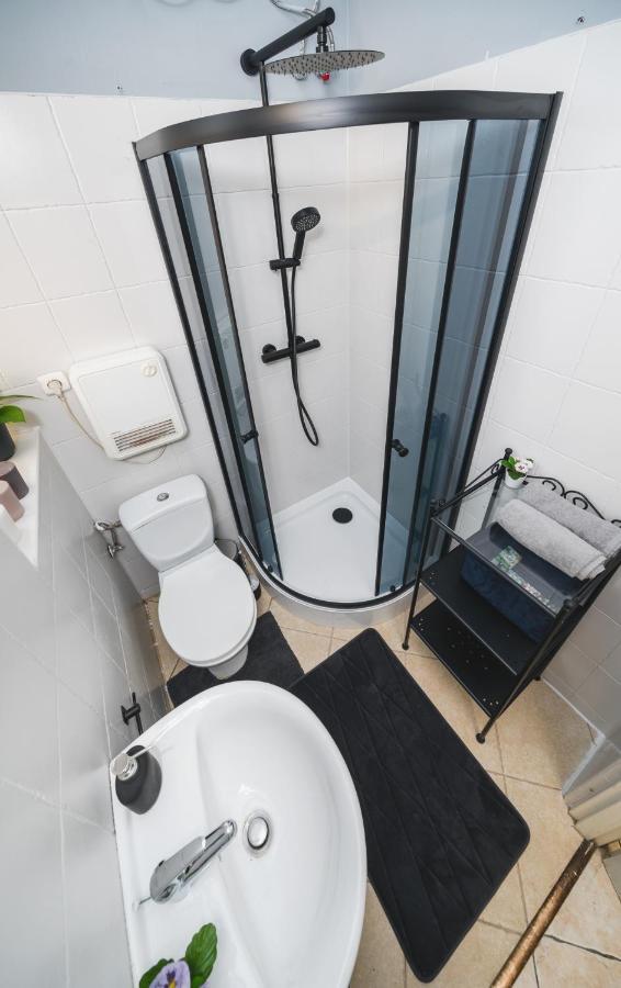 2 Bedroom Apartment Next To The Main Railway Station - By Upstairs Krakau Exterior foto